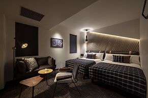 THE LIVELY FUKUOKA HAKATA