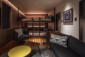 THE LIVELY FUKUOKA HAKATA