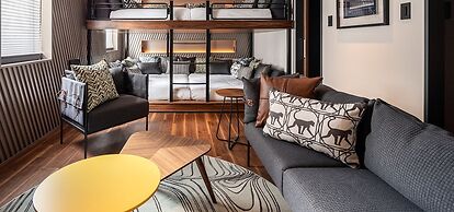 THE LIVELY FUKUOKA HAKATA