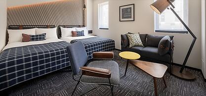 THE LIVELY FUKUOKA HAKATA