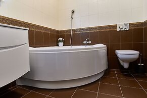 Presidential Apartment In The  Old Town Square