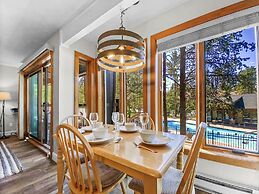 Inner Circle 3 1 Bedroom Condo by RedAwning