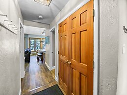 Inner Circle 3 1 Bedroom Condo by RedAwning