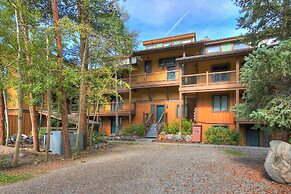 Inner Circle 3 1 Bedroom Condo by RedAwning