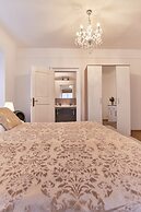Charles Bridge Royal Apartment
