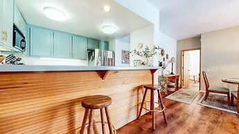 Snowcreek #887 2 Bedroom Condo by RedAwning