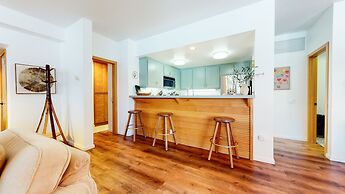 Snowcreek #887 2 Bedroom Condo by RedAwning