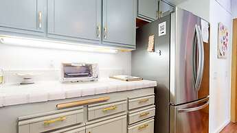 Snowcreek #887 2 Bedroom Condo by RedAwning