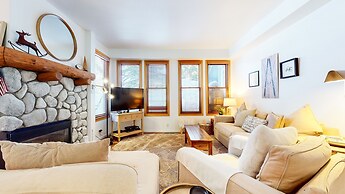 Snowcreek #887 2 Bedroom Condo by RedAwning