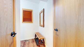 Snowcreek #887 2 Bedroom Condo by RedAwning