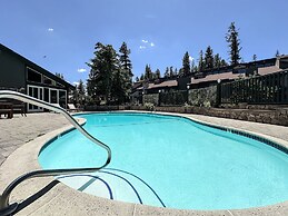 Chamonix #94 3 Bedroom Condo by RedAwning