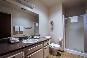 Chamonix #94 3 Bedroom Condo by RedAwning