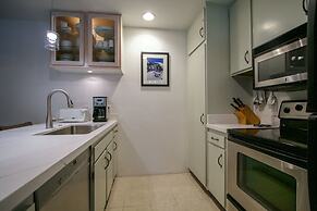 Sunshine Village 104 Beautiful, Convenient, and Close to it all by Red