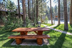 Sunshine Village 104 Beautiful, Convenient, and Close to it all by Red