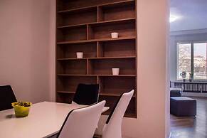 Exclusive Riverside Apartment In Heart Of Prague