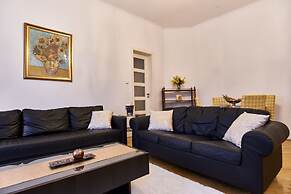 Old Town Square Royal Apartment