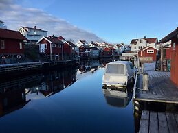 Skaftö Hotell Villa Lönndal, Grundsund