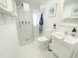 Skaftö Hotell Villa Lönndal, Grundsund