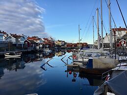 Skaftö Hotell Villa Lönndal, Grundsund