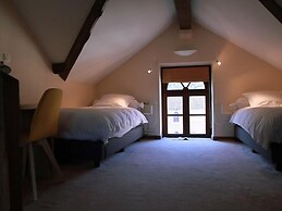 Hotel - Ferme du Chateau D'ahin