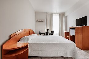 Flamboyant Hotel