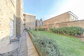 Spacious Apartment in Trendy Islington