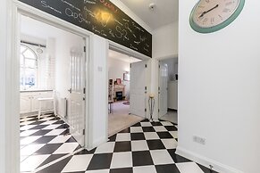 Spacious Apartment in Trendy Islington