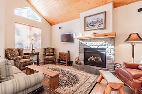 Mammoth Gateway Village # 8