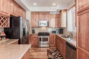 Mammoth Gateway Village # 8