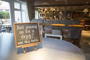 Penny Hedge, Whitby by Marston's Inns