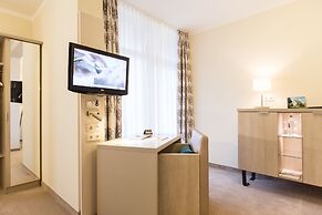 Hermes Hotel