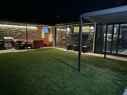 Sharkova House Bansko