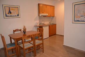 Akti Hotel & Apartments