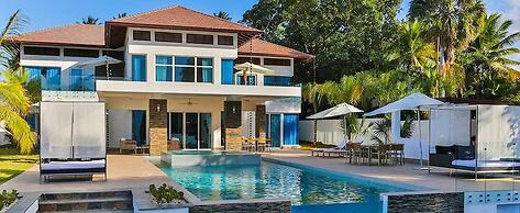 6 Bedroom Villa