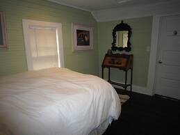 Historical Downtown Home