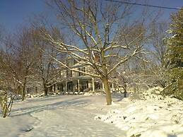 7 Bedroom Manor near Appomattox & Lynchburg