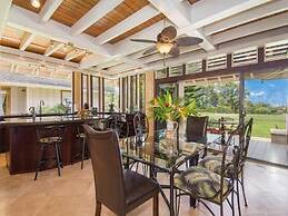 Rate Elegant Home With hot tub and Pool on Makai Golf Course