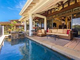 Rate Elegant Home With hot tub and Pool on Makai Golf Course