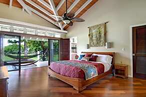 Rate Elegant Home With hot tub and Pool on Makai Golf Course