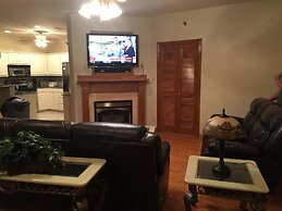 Family Friendly Lake House Located at Mid-west arm of Lake Fork