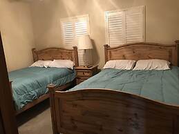 Family Friendly Lake House Located at Mid-west arm of Lake Fork