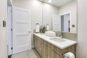 New Luxury Townhome 27