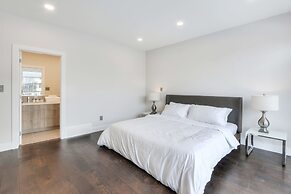 New Luxury Townhome 27