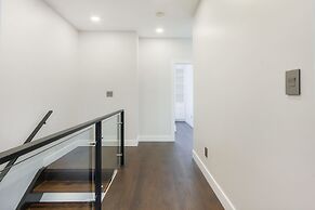 New Luxury Townhome 27