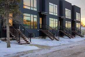 New Luxury Townhome 27