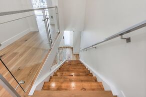 New Luxury Townhome 29