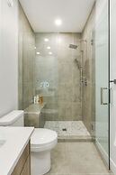 New Luxury Townhome 29