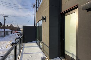 New Luxury Townhome 29