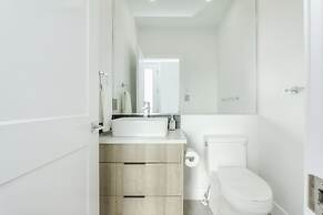 New Luxury Townhome 29