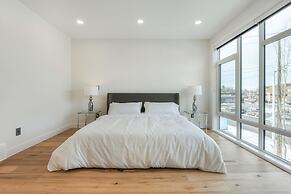 New Luxury Townhome 29